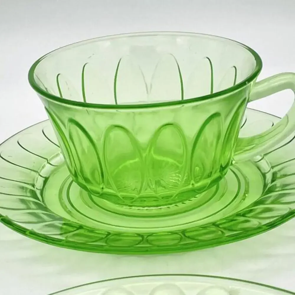 VTG Bartlett Collins Twitch Green Uranium Glass Cups Saucers Lot 10